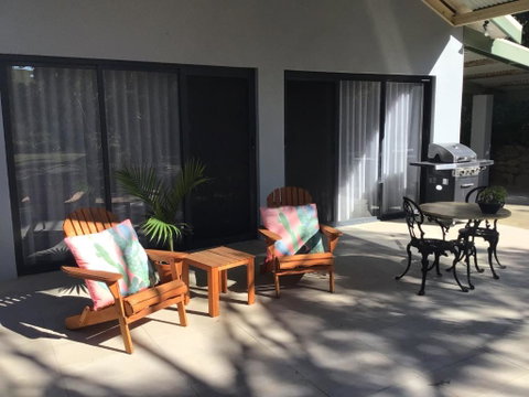 Port Elliot Rural Retreat - Northern Rivers Accommodation 1