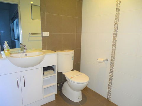 Port Vincent Seaside Apartments - Apartment 1 - Northern Rivers Accommodation 2
