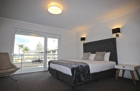 Quays Hotel - Northern Rivers Accommodation 0