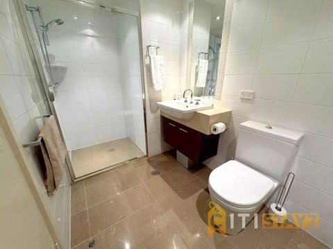 Pretty Penthouse - Close To ANU - Northern Rivers Accommodation 2