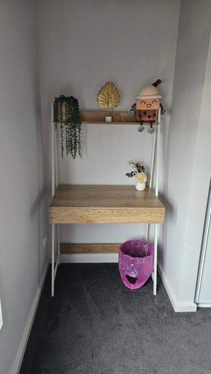 Private Master Bedroom With Ensuite In Officer - Northern Rivers Accommodation 1