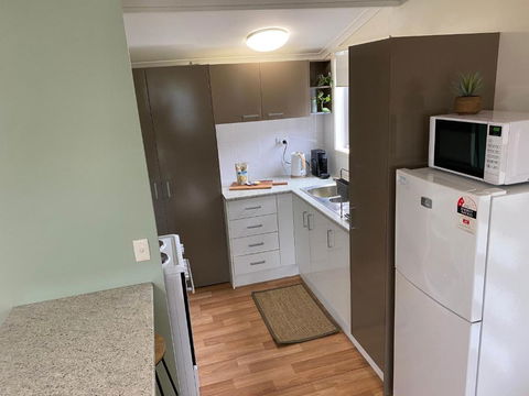 Private Guesthouse - Pet Friendly - Walk To Beach - Northern Rivers Accommodation 1
