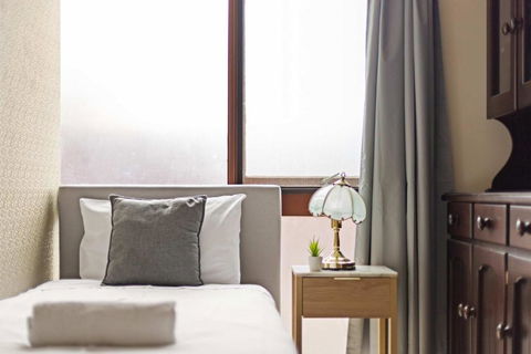 Private Single Room - Centrally Located At Milperra - Shared Bathroom - Northern Rivers Accommodation 1