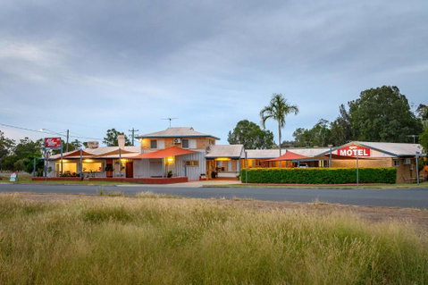 Raintree Motel Biloela - Northern Rivers Accommodation 1