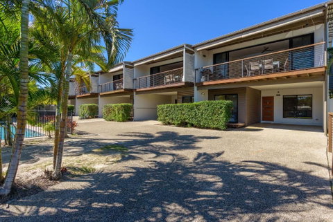 Rainbow Surf 5 - Northern Rivers Accommodation 2