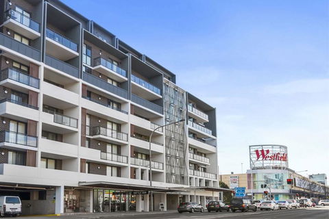 Astra Apartments Liverpool - Northern Rivers Accommodation 1