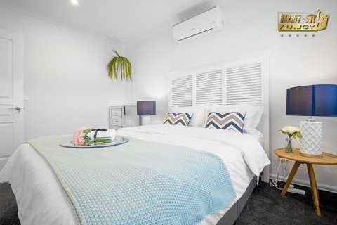 AU.JOY 3 Bed Townhouse Burwood 3 - Northern Rivers Accommodation 2