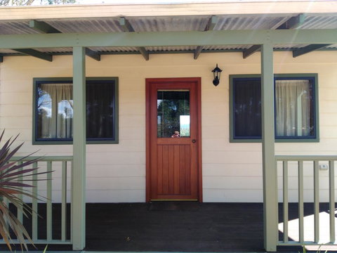 Augusta Chalet - Northern Rivers Accommodation 1