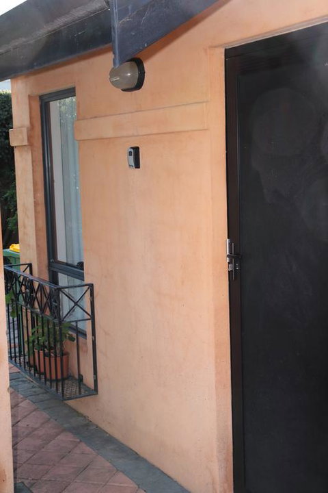 Azalea Villa - Close To The City Of Perth - Northern Rivers Accommodation 3