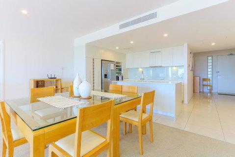 Azura Ocean View Holiday Apartment - Northern Rivers Accommodation 3