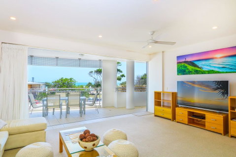 Azura Ocean View Holiday Apartment - Northern Rivers Accommodation 1