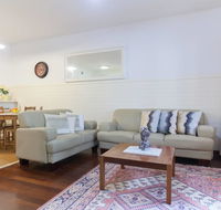 B2 Broadway Abode close to Swan River UWA  Hospitals - Northern Rivers Accommodation