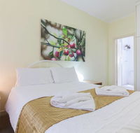 B5 Close to Nedlands Cafes Swan River SCGH  UWA - Northern Rivers Accommodation