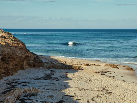 Back Beach Hideaway - Northern Rivers Accommodation 1