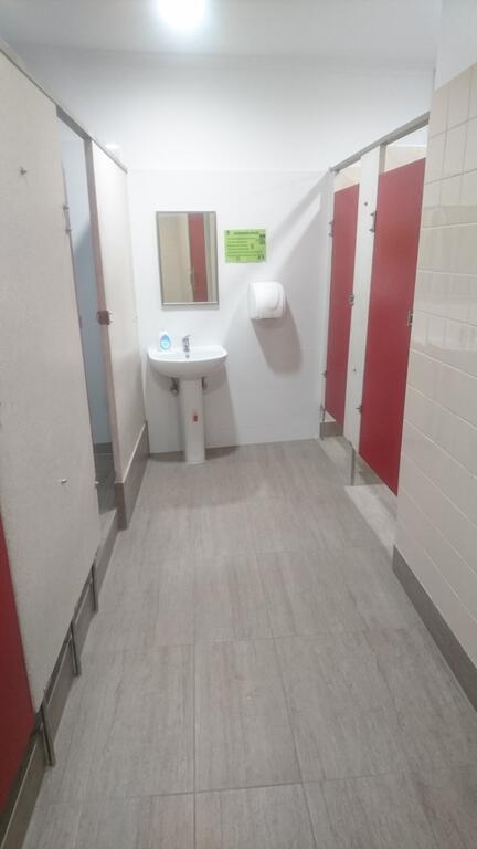 Backpackers Imperial Hotel - Northern Rivers Accommodation 2