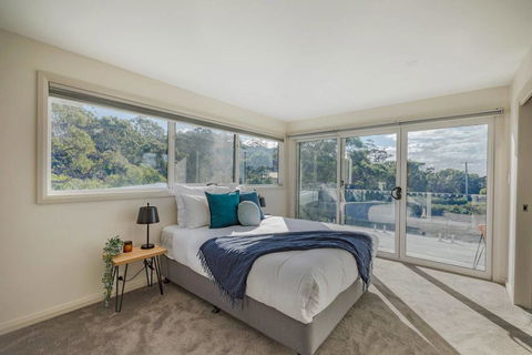 Baileys Beach House - Northern Rivers Accommodation 1