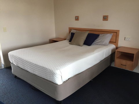 Banana Hotel Motel - Northern Rivers Accommodation 2