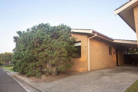 Bangalay Ulladulla - Northern Rivers Accommodation 0