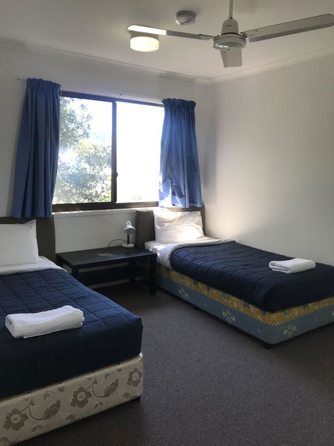 Bargara Beach Motor Inn - Northern Rivers Accommodation 2