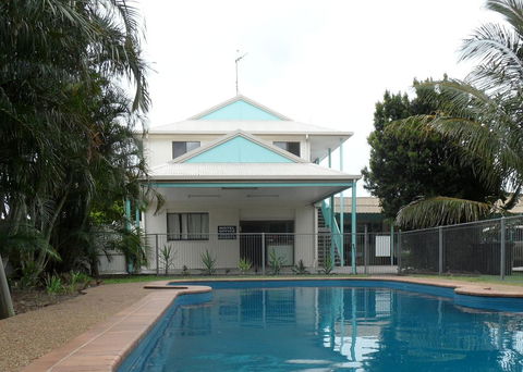 Bargara Beach Motor Inn - Northern Rivers Accommodation 0