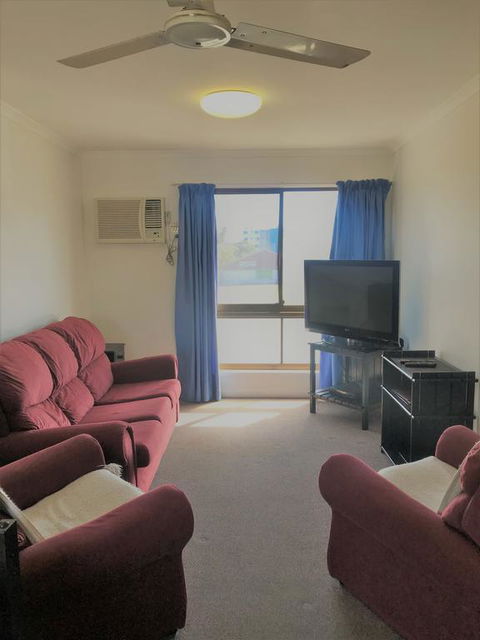 Bargara Beach Motor Inn - Northern Rivers Accommodation 3