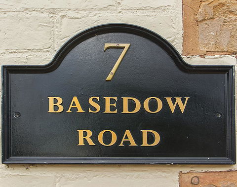 Barossa Vineyard Guesthouse - Northern Rivers Accommodation 2