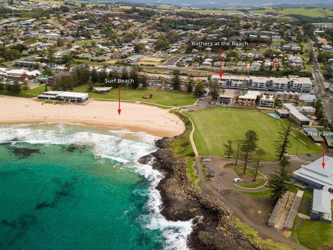 Bathers At The Beach - Across From Surf Beach - Northern Rivers Accommodation 3