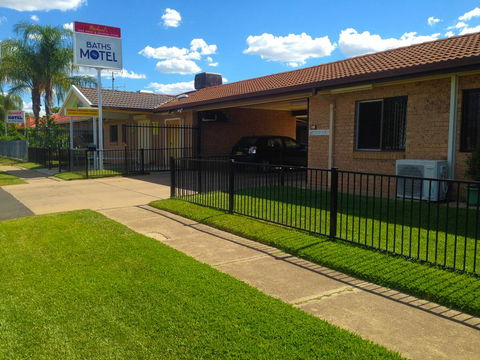 Baths Motel Moree - Northern Rivers Accommodation 0