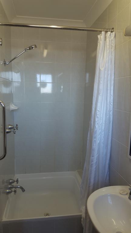 Bathurst Gold Panner - Northern Rivers Accommodation 3