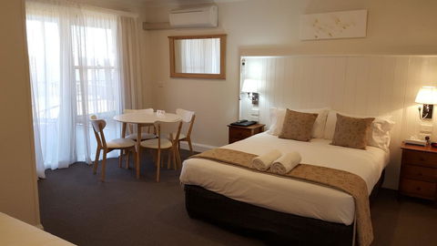 Bathurst Gold Panner - Northern Rivers Accommodation 0