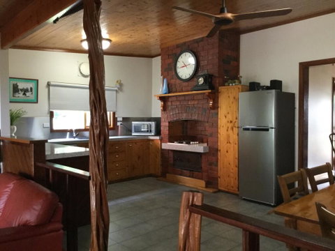 Bayview Boathouse - Northern Rivers Accommodation 2