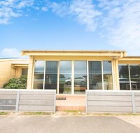 Bayview no 2 - Next to the Beach - Northern Rivers Accommodation