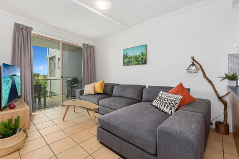 BEACH BLISS LUXURIOUS APARTMENT With POOL - Northern Rivers Accommodation 3