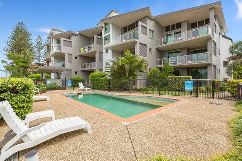 BEACH BLISS LUXURIOUS APARTMENT With POOL - Northern Rivers Accommodation 0