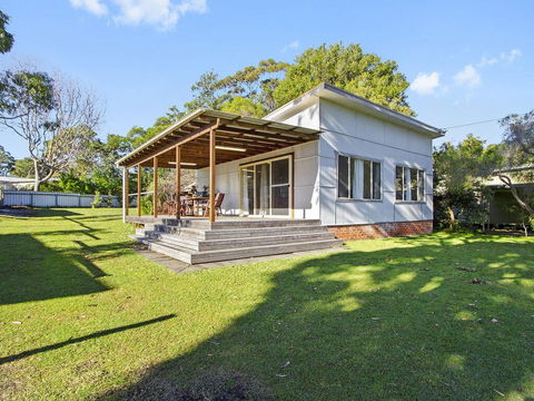 Beach Escape @ Currarong - Basic Family Accommodation - Northern Rivers Accommodation 3
