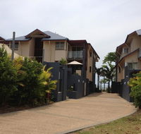 Beach House Apartment 1 - Northern Rivers Accommodation
