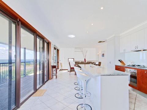 Beach House At Moana - Northern Rivers Accommodation 3