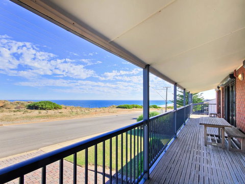 Beach House At Moana - Northern Rivers Accommodation 0