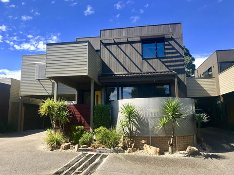 Beach Retreat Townhouse - Northern Rivers Accommodation 0