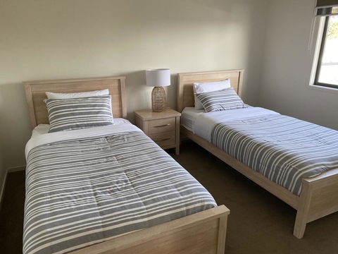 Beach Retreat Townhouse - Northern Rivers Accommodation 2