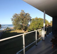 BEACHFRONT 3- 3/12 Bundella Ave LC - Northern Rivers Accommodation