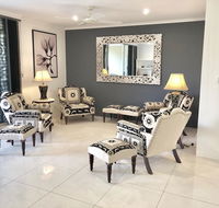 Beachfront Apartment- Paringa - Northern Rivers Accommodation