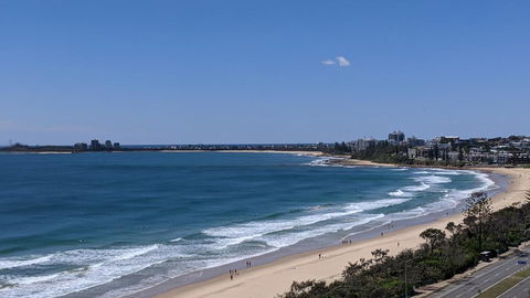 Beachfront Towers - Northern Rivers Accommodation 0