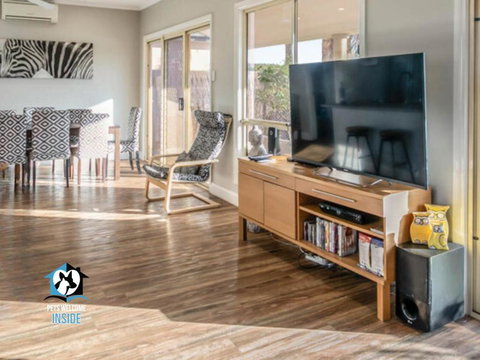 Renovated Beautiful Holiday Home With A Private Beach & Stunning Views! - Northern Rivers Accommodation 2