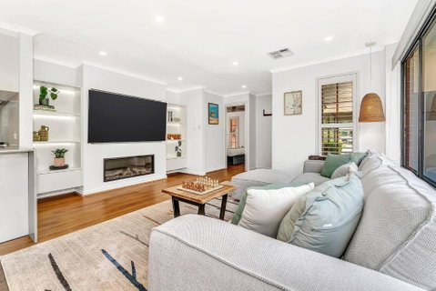 Redbrick Retreat - Generous Coastal Escape - Northern Rivers Accommodation 1