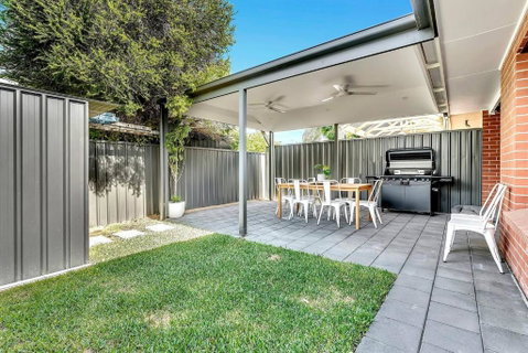 Redbrick Retreat - Generous Coastal Escape - Northern Rivers Accommodation 3
