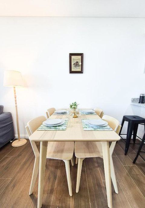 Relaxing 1BR W Pools & SPA, Gym In Olympic Park - Northern Rivers Accommodation 2