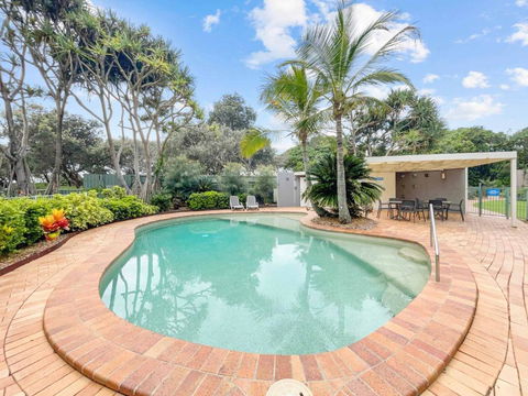 Relaxing Ocean View Apartment In Buddina - Northern Rivers Accommodation 3