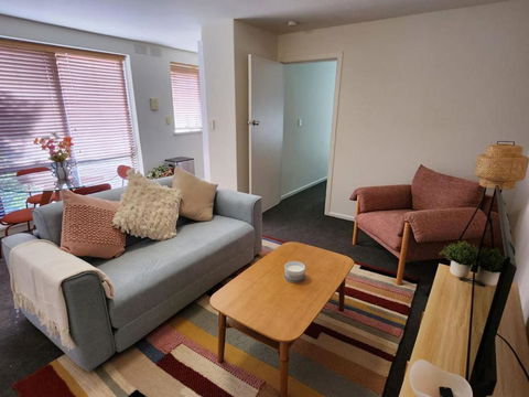 Retro Rose St Kilda Mansions - Northern Rivers Accommodation 1