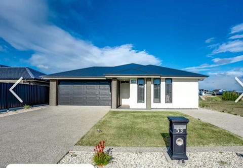 RIVER VIEWS - Northern Rivers Accommodation 1